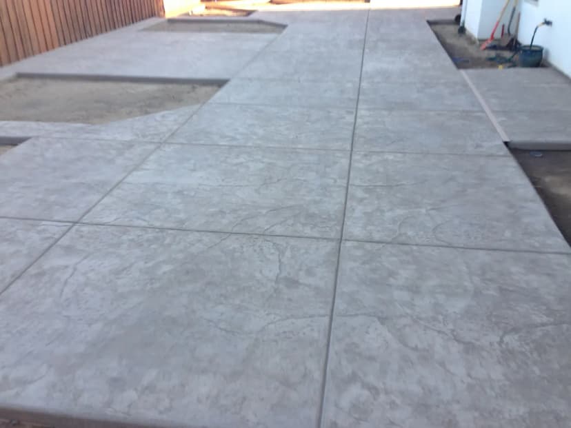 Stamped concrete showing pattern and joints